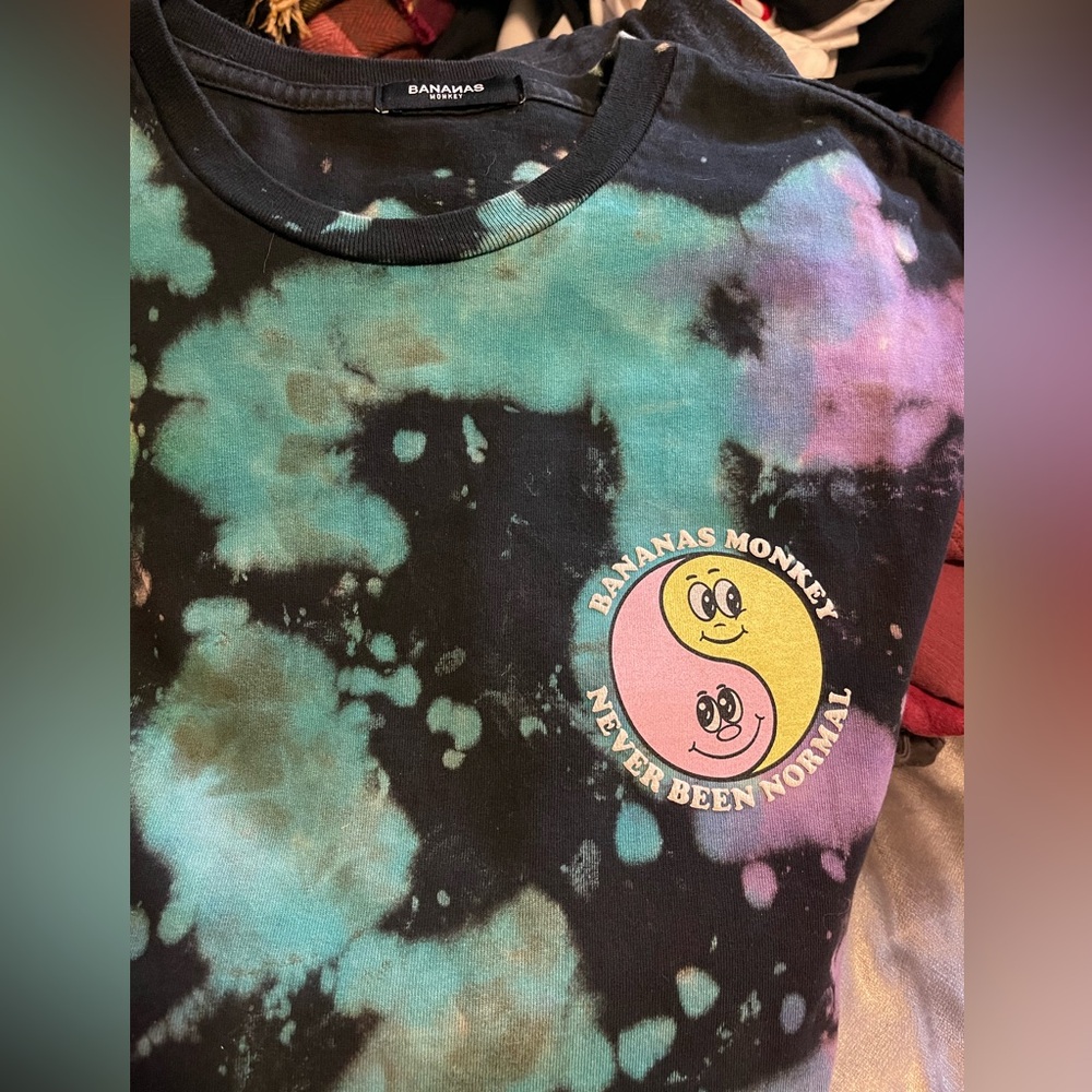 Bananas monkey tshirt
